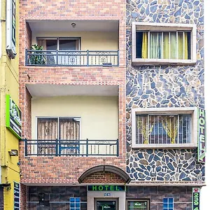 2* Hotel El Deportista